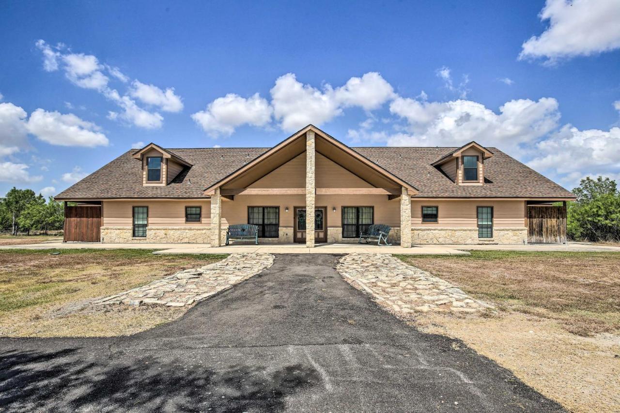 Luxury San Antonio Retreat 110-Acre Private Ranch 빌라 외부 사진